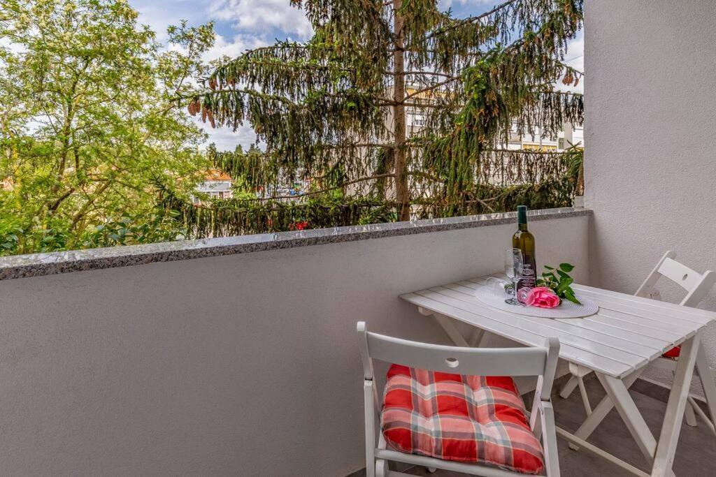 New Two Bedroom Apartment Maloni بولا المظهر الخارجي الصورة
